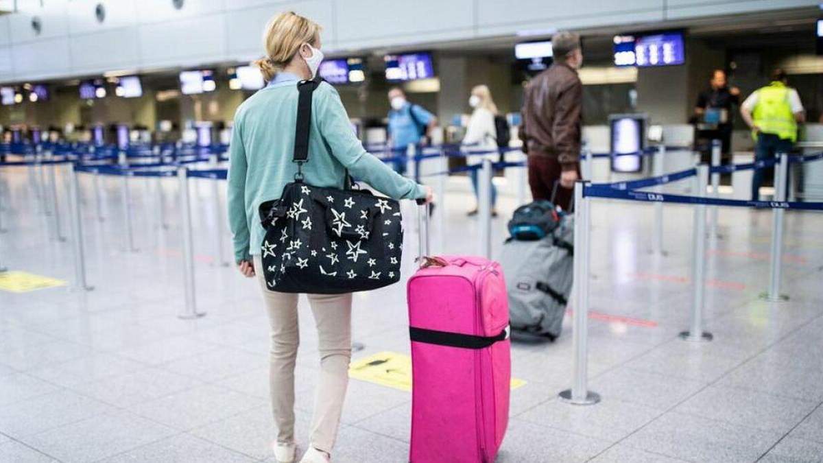 Нідерланди змінили вимоги до тестів на коронавірус для авіапасажирів