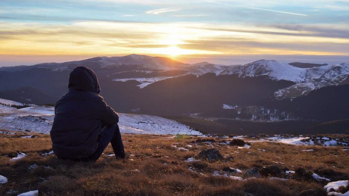 Неймовірний світанок на Чорногорі: фото, яке зарядить енергією