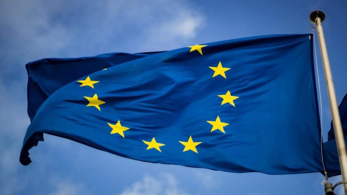 Євросоюз залишив Україну в "зеленому списку" для подорожей