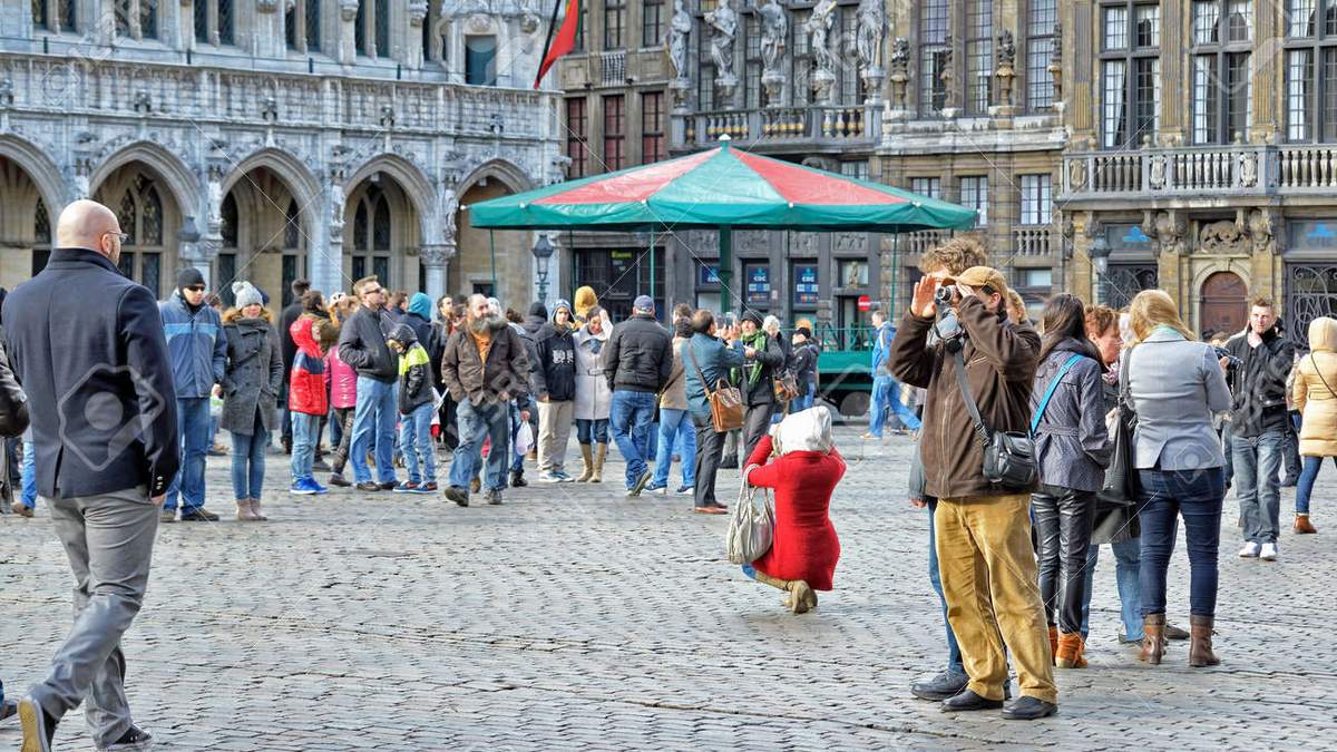 Даже COVID-сертификат не поможет: Бельгия не будет впускать украинских туристов