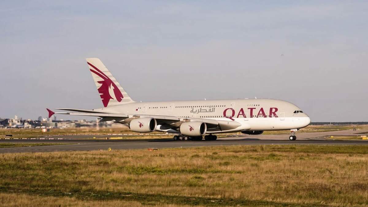 Qatar Airways предлагает скидку для студентов на все перелеты.
