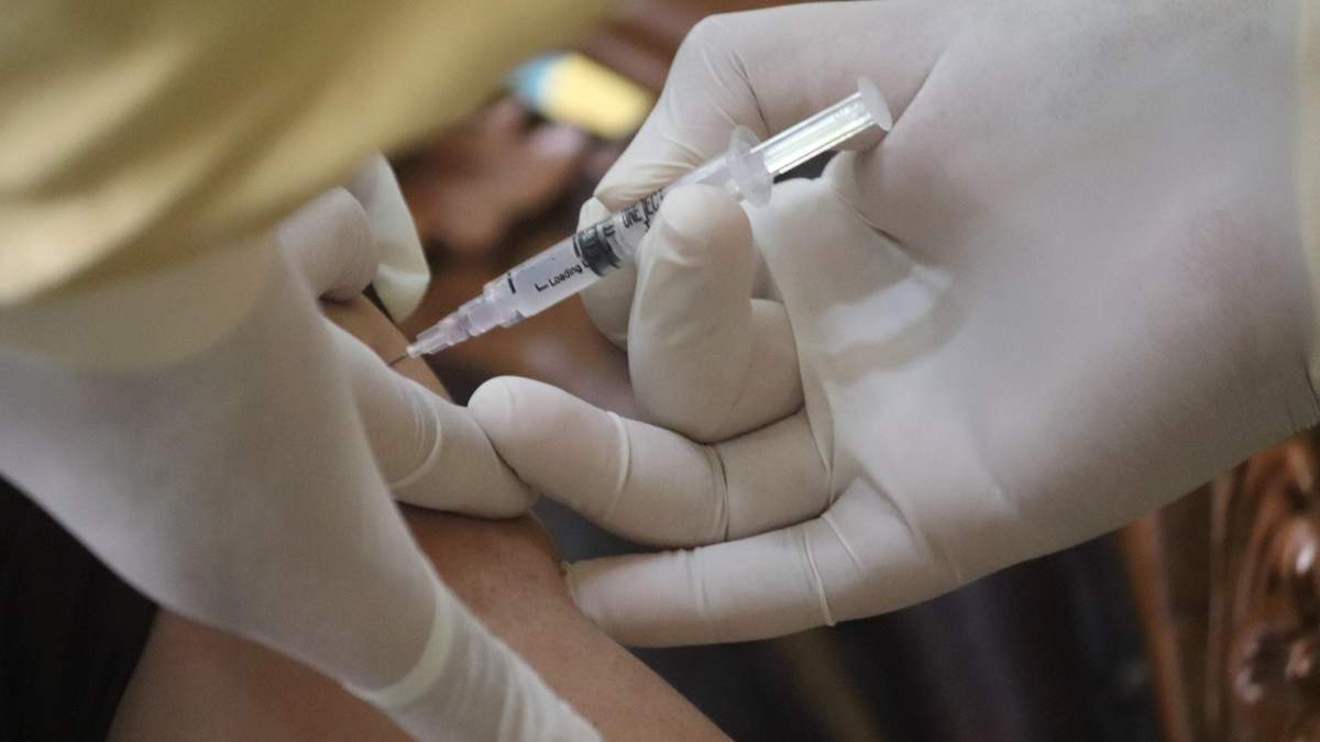 Канада отменила карантин для туристов, привитых китайской вакциной CoronaVac - Travel