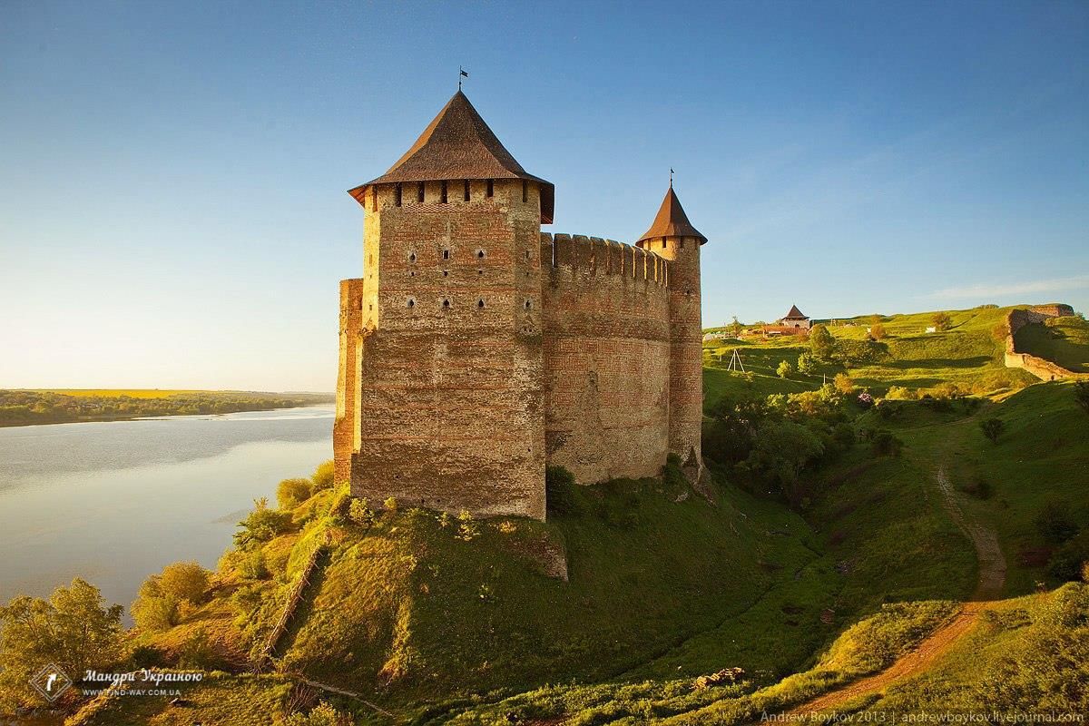 Замки та фортеці України, які повинен відвідати кожен: фото