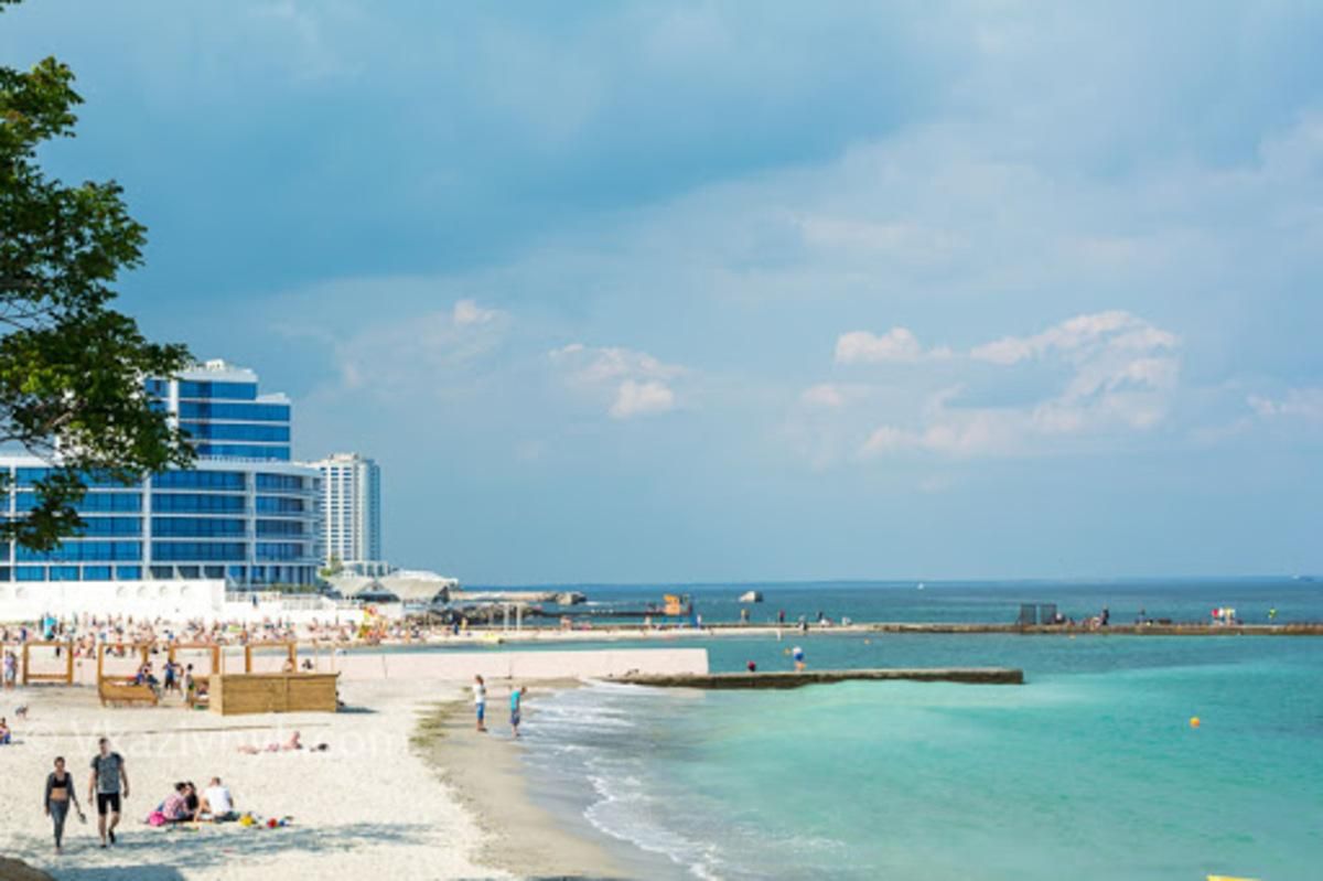 Оксамитовий сезон в Одесі: подорож автомобілем Оксамитовий сезон в Одесі: подорож автомобілем