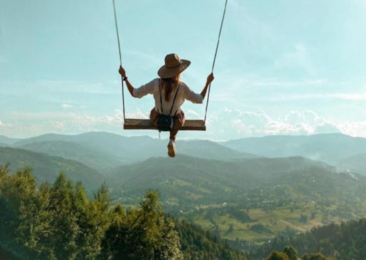 Найвища гойдалка в Карпатах Найвища гойдалка в Карпатах