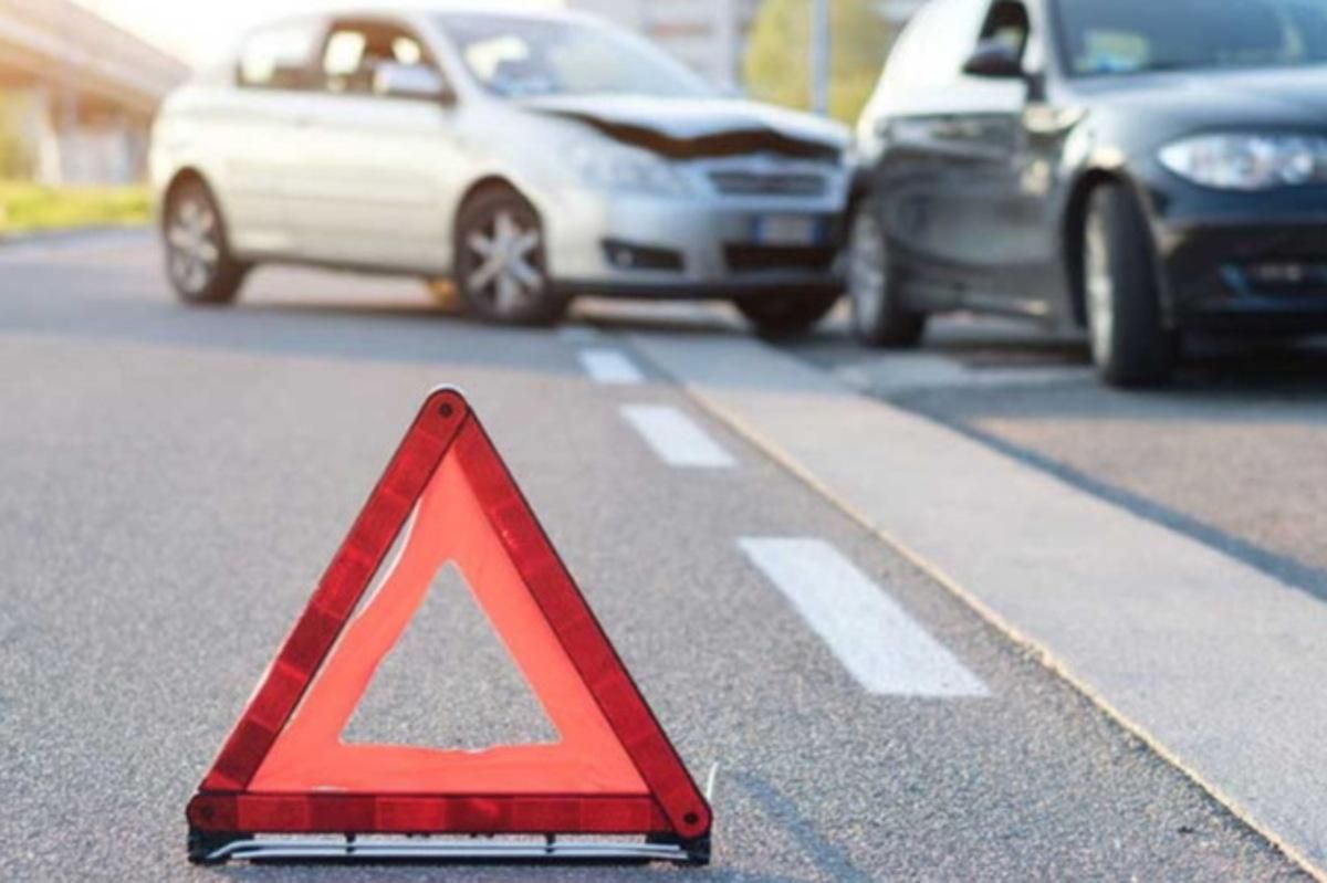 ДТП за кордоном: що робити якщо потрапив на авто в аварію ДТП за кордоном: що робити якщо потрапив на авто в аварію