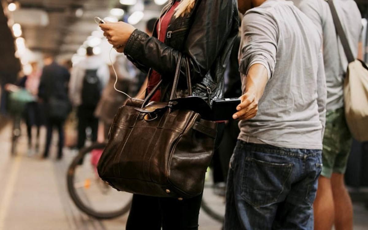 Что делать, если вас ограбили за рубежом: полезные советы Что делать, если вас ограбили за рубежом: полезные советы