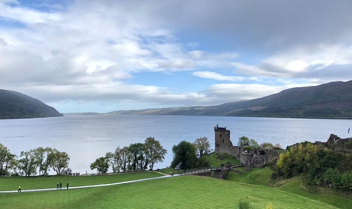 Самое популярное озеро Шотландии: таинственное Лох-Несс