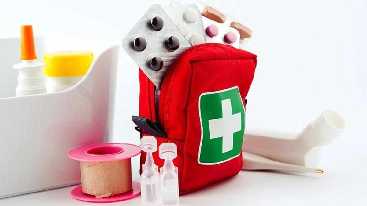 Аптечка мандрівника: що взяти із собою в подорож та як правильно скласти Аптечка мандрівника: що взяти із собою в подорож та як правильно скласти