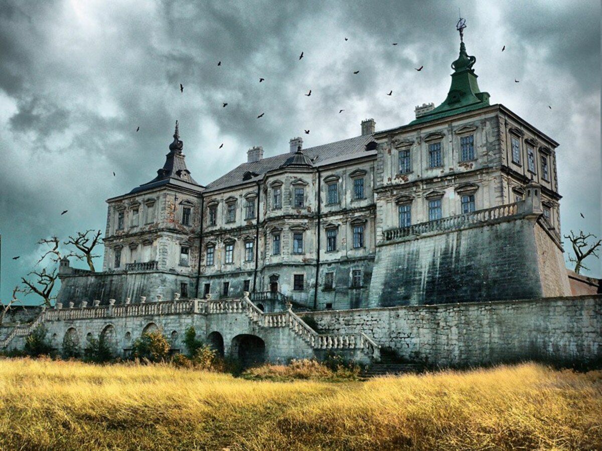 Містичні легенди про Білу Пані у Підгорецькому замку Містичні легенди про Білу Пані у Підгорецькому замку