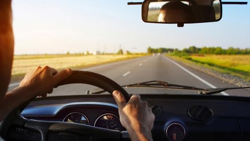 Подорож на автомобілі: поради водіям для безпечної поїздки