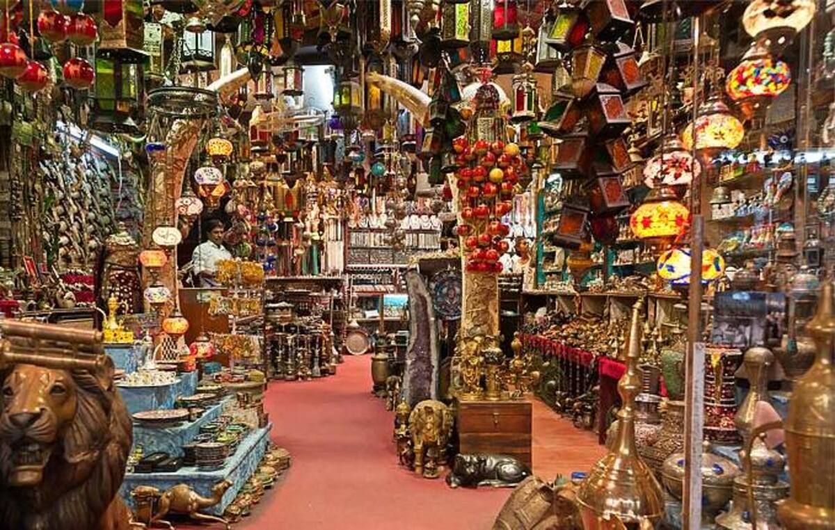 Небанальні сувеніри, які варто привезти з подорожі Небанальні сувеніри, які варто привезти з подорожі