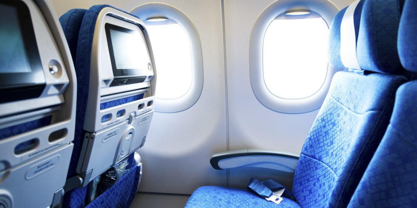 Что обязательно нужно сделать на борту самолете: советы туристу Что обязательно нужно сделать на борту самолете: советы туристу