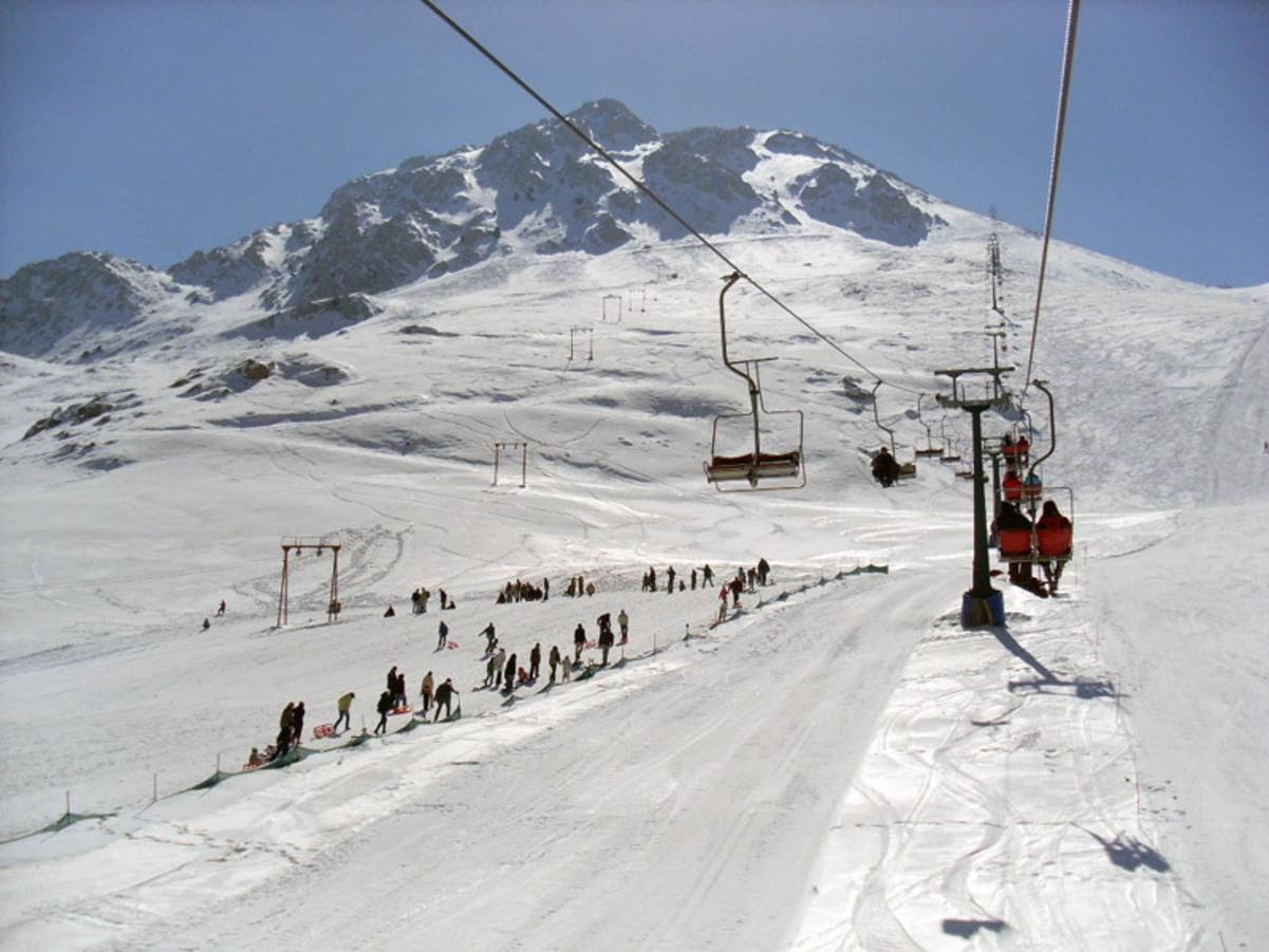 На горнолыжном курорте Саклыкент начался лыжный сезон