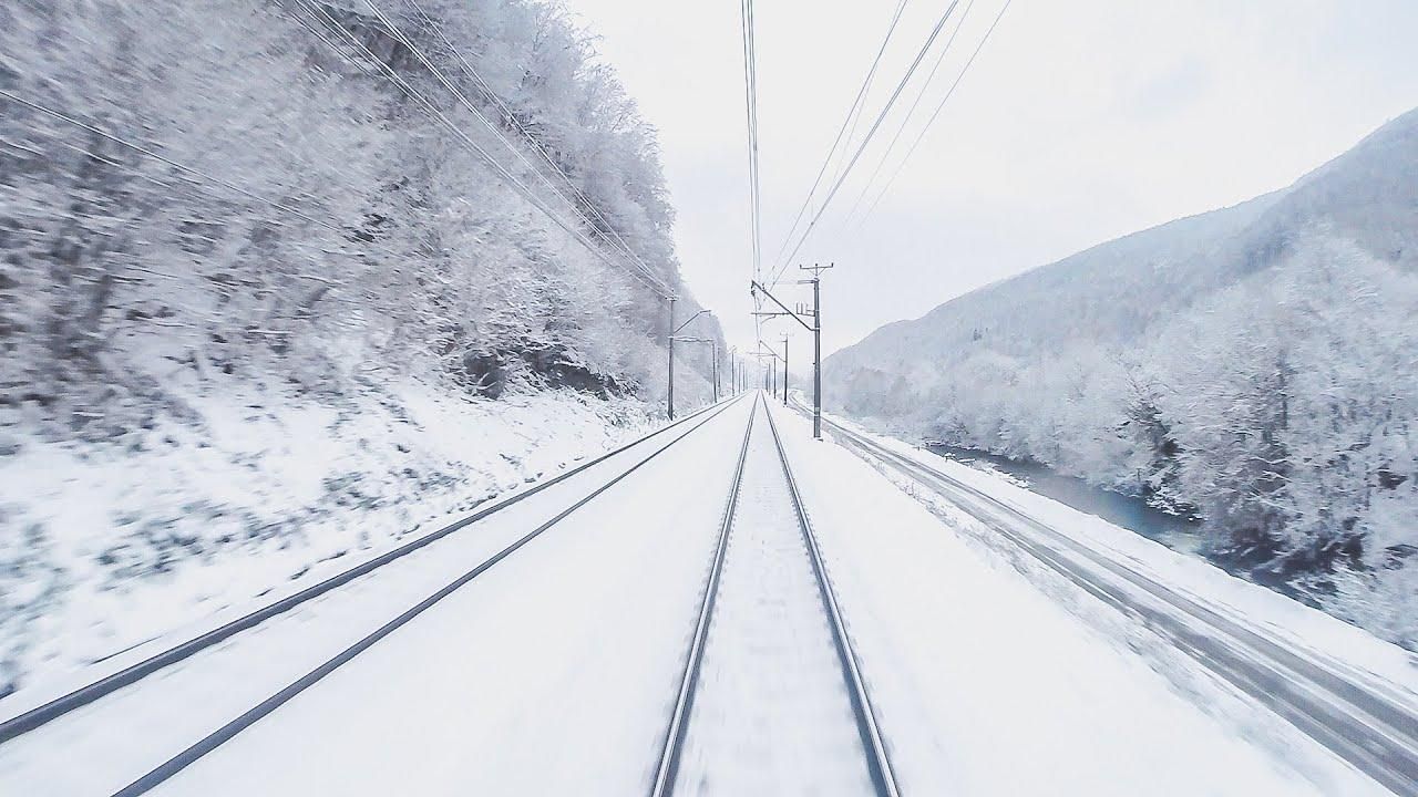 Заснеженные Карпаты из кабины машиниста тепловоза Заснеженные Карпаты из кабины машиниста тепловоза