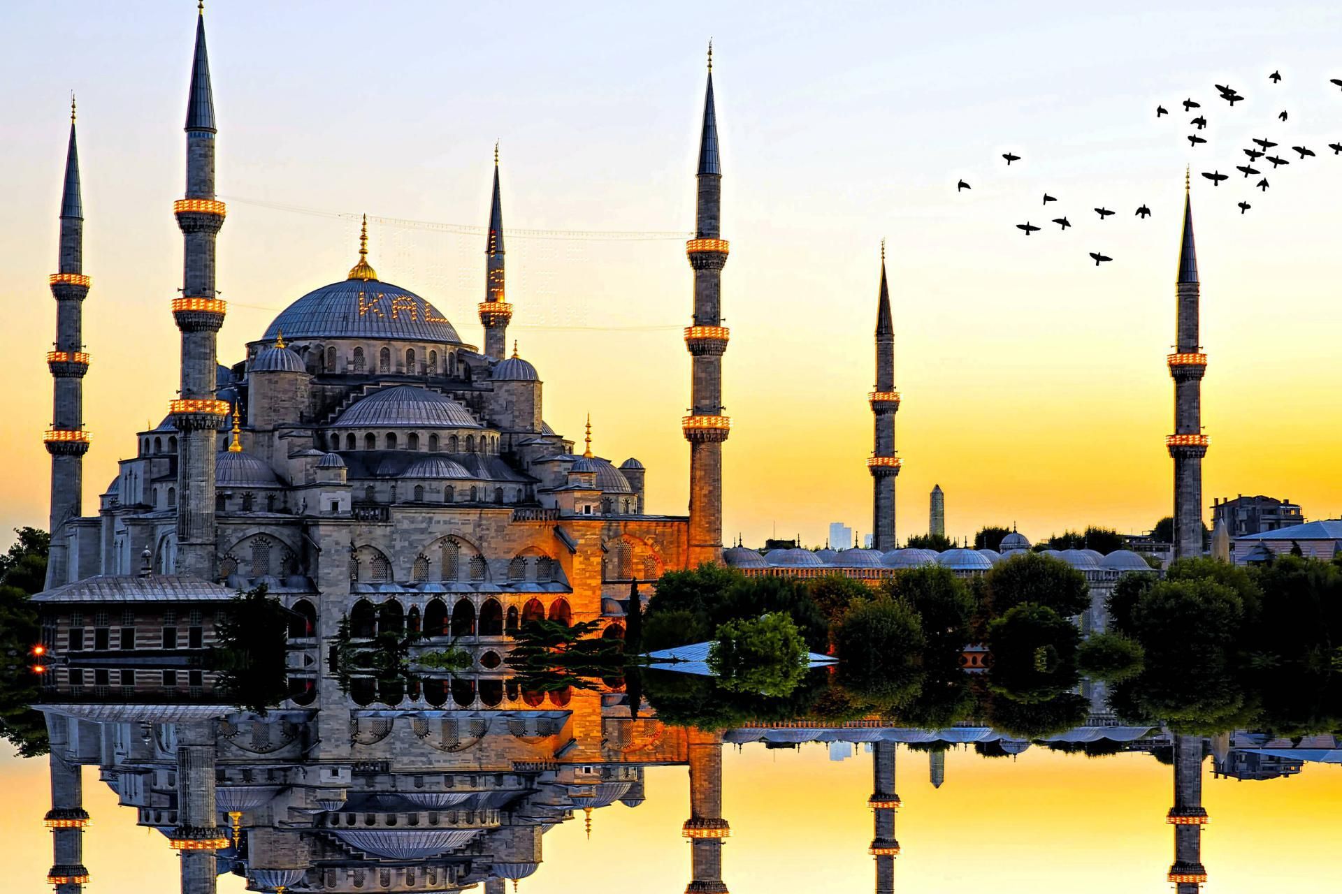 Туреччина продовжила обов'язкове ПЛР-тестування для туристів