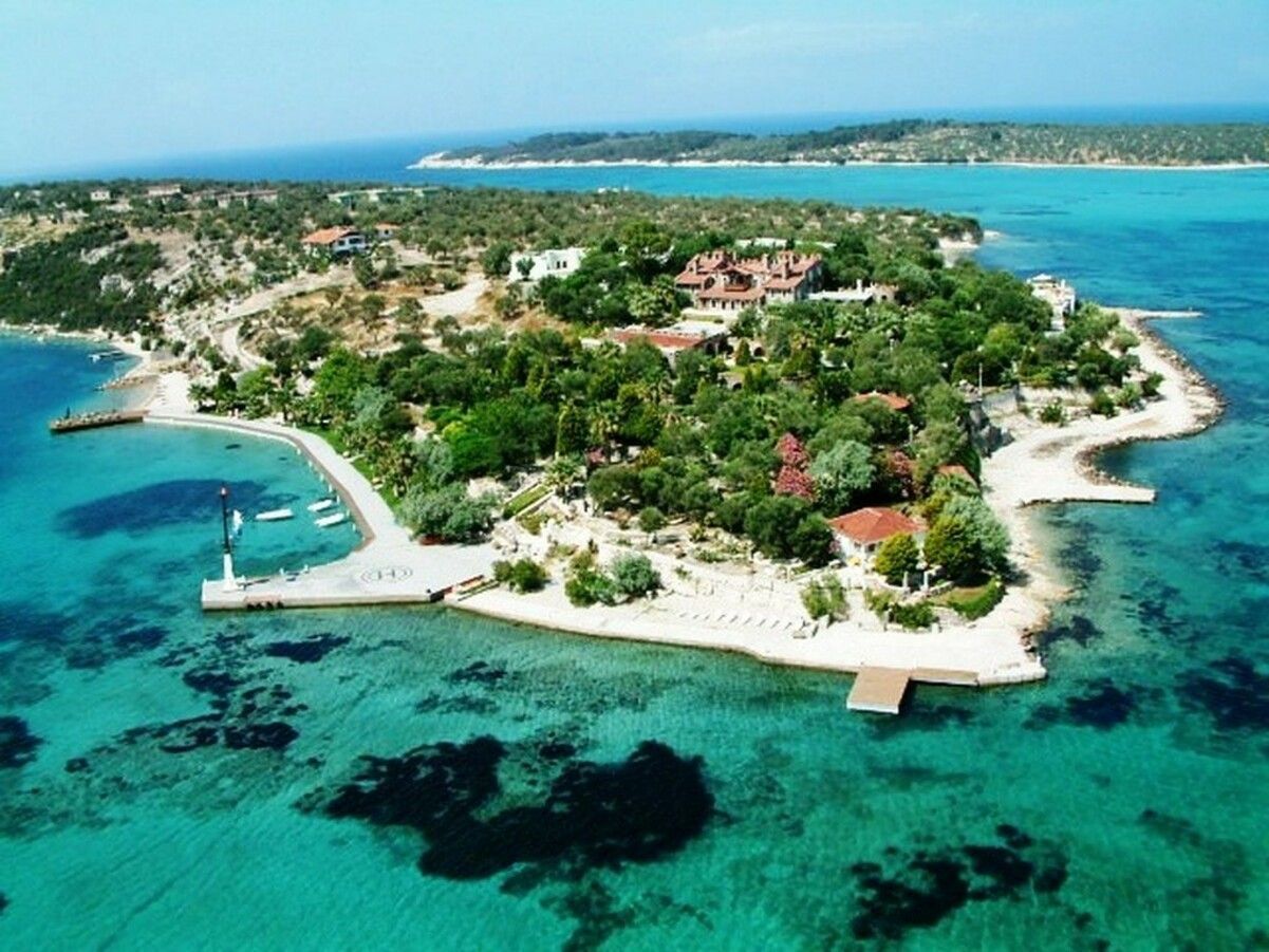 Острів Калем продадуть за 55 мільйонів доларів Острів Калем продадуть за 55 мільйонів доларів