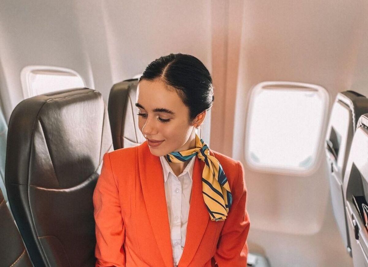 Що має виконати кожен пасажир після посадки в літак Що має виконати кожен пасажир після посадки в літак