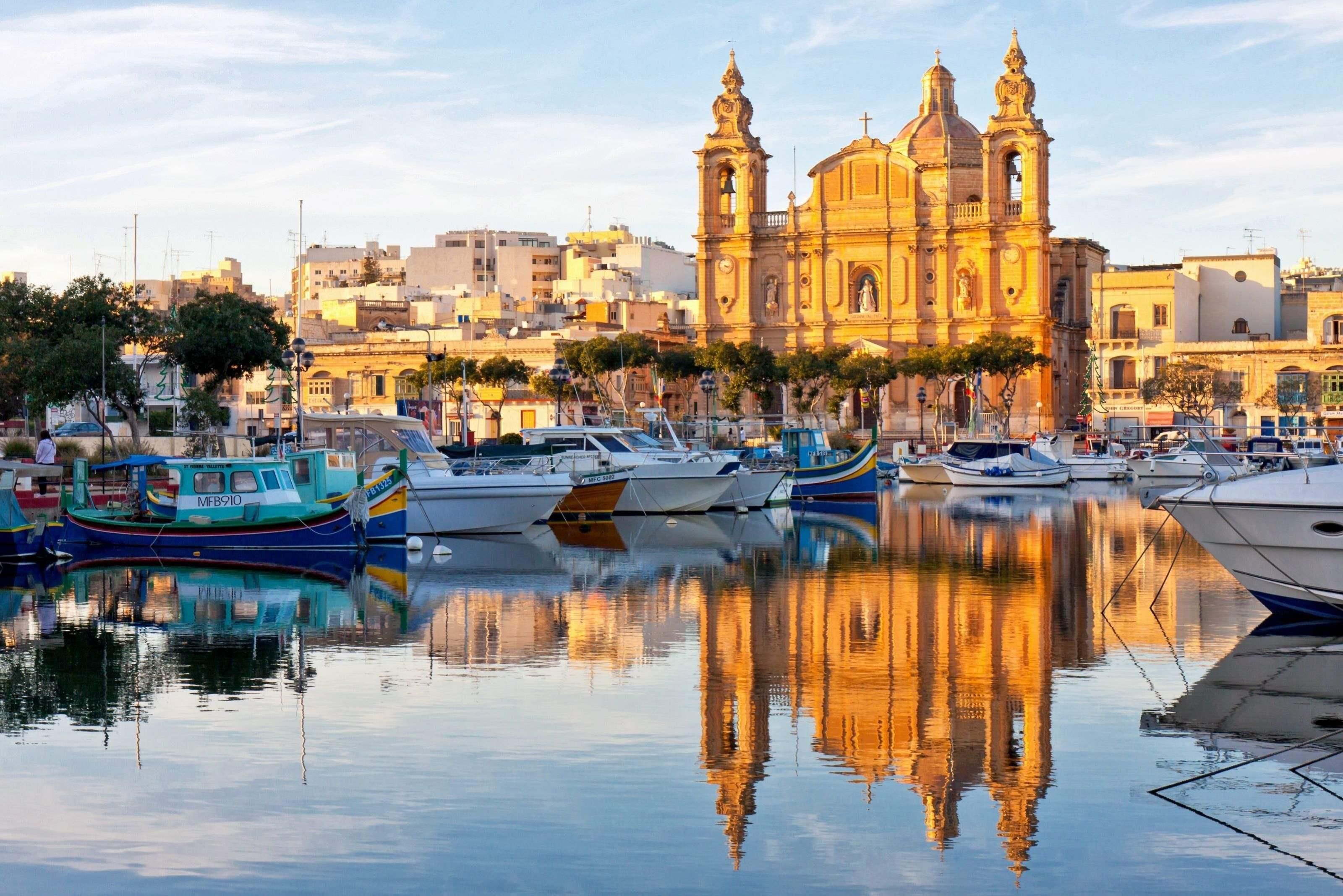 Мальта готова платить иностранным туристам до 200 евро