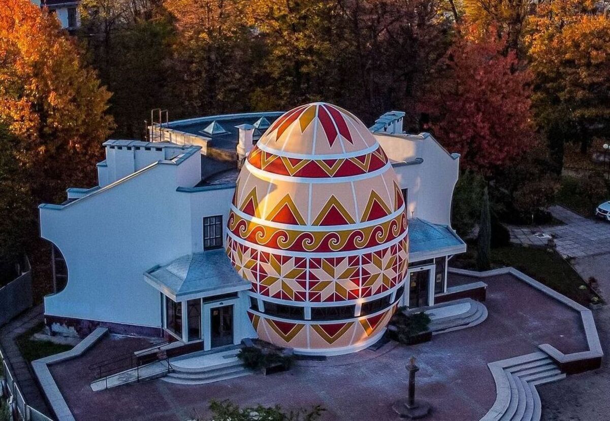 Екскурсія в унікальний Музей Писанки Екскурсія в унікальний Музей Писанки