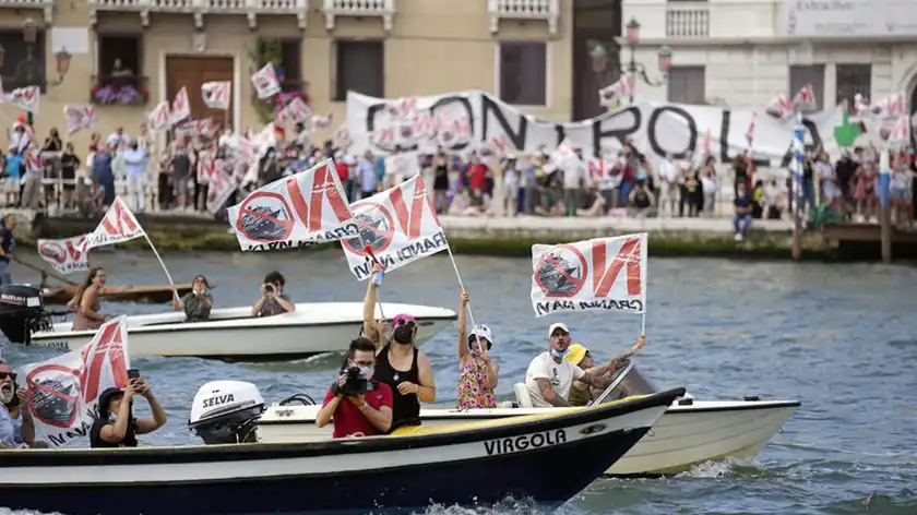 Жителі Венеції протестують проти круїзних лайнерів: фото