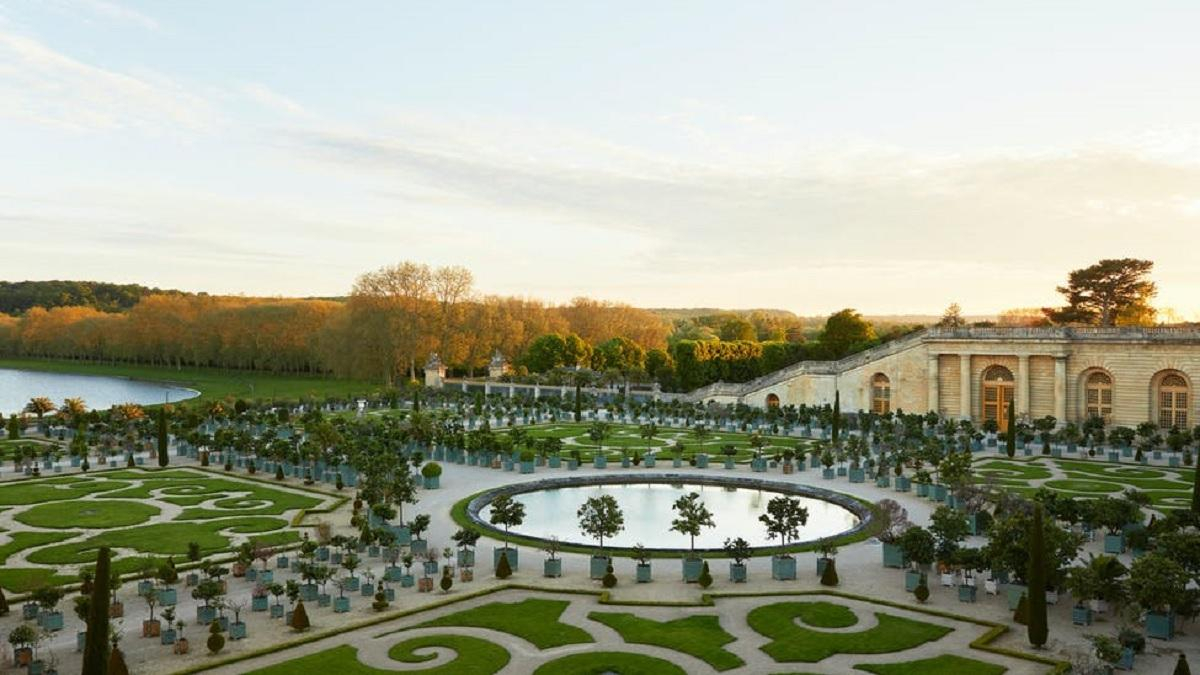Впервые в Версальском дворце можно переночевать: сколько стоят королевские апартаменты