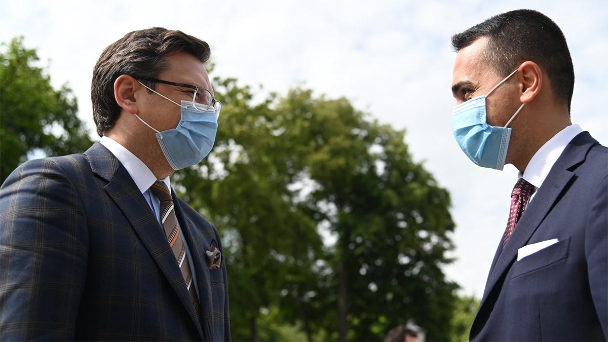 Кулеба попросил правительство Италии открыть границы для украинцев