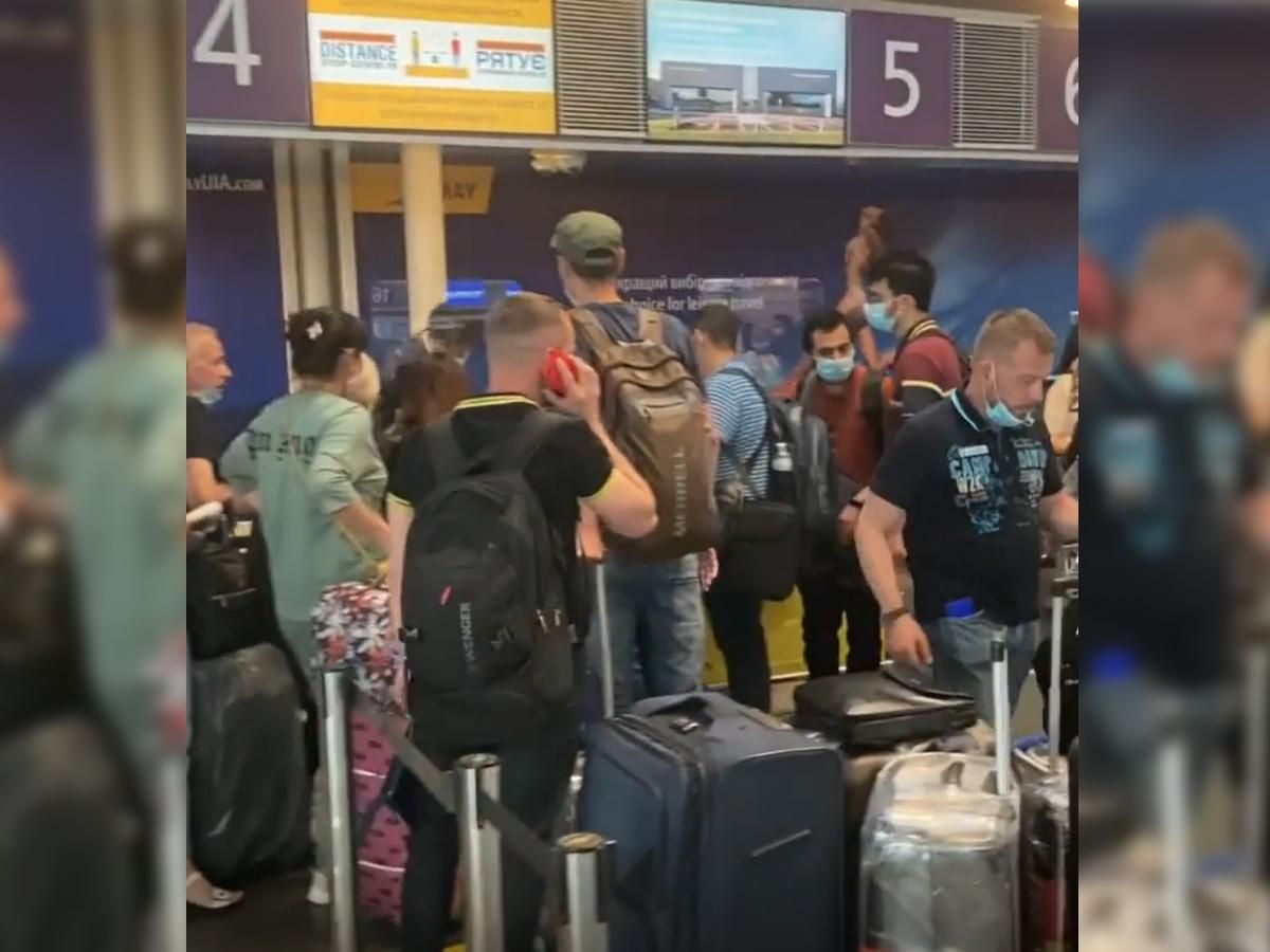 Літак МАУ забув своїх пасажирів  в Борисполі на рейсі до Туреччини