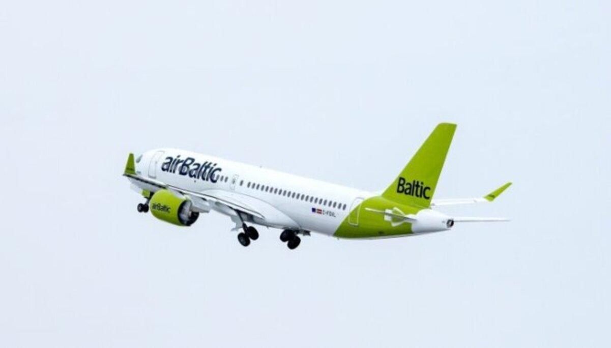 Авіакомпанія airBaltic влаштувала розпродаж