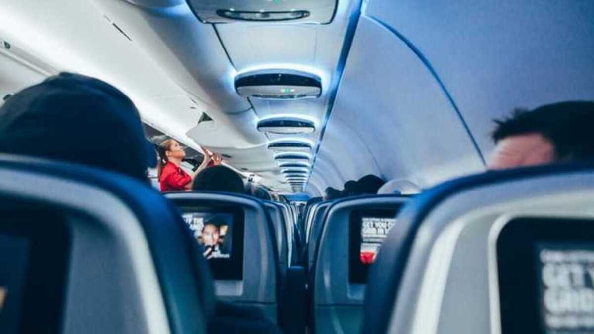 Стюардессы все чаще сталкиваются с неадекватными пассажирами
