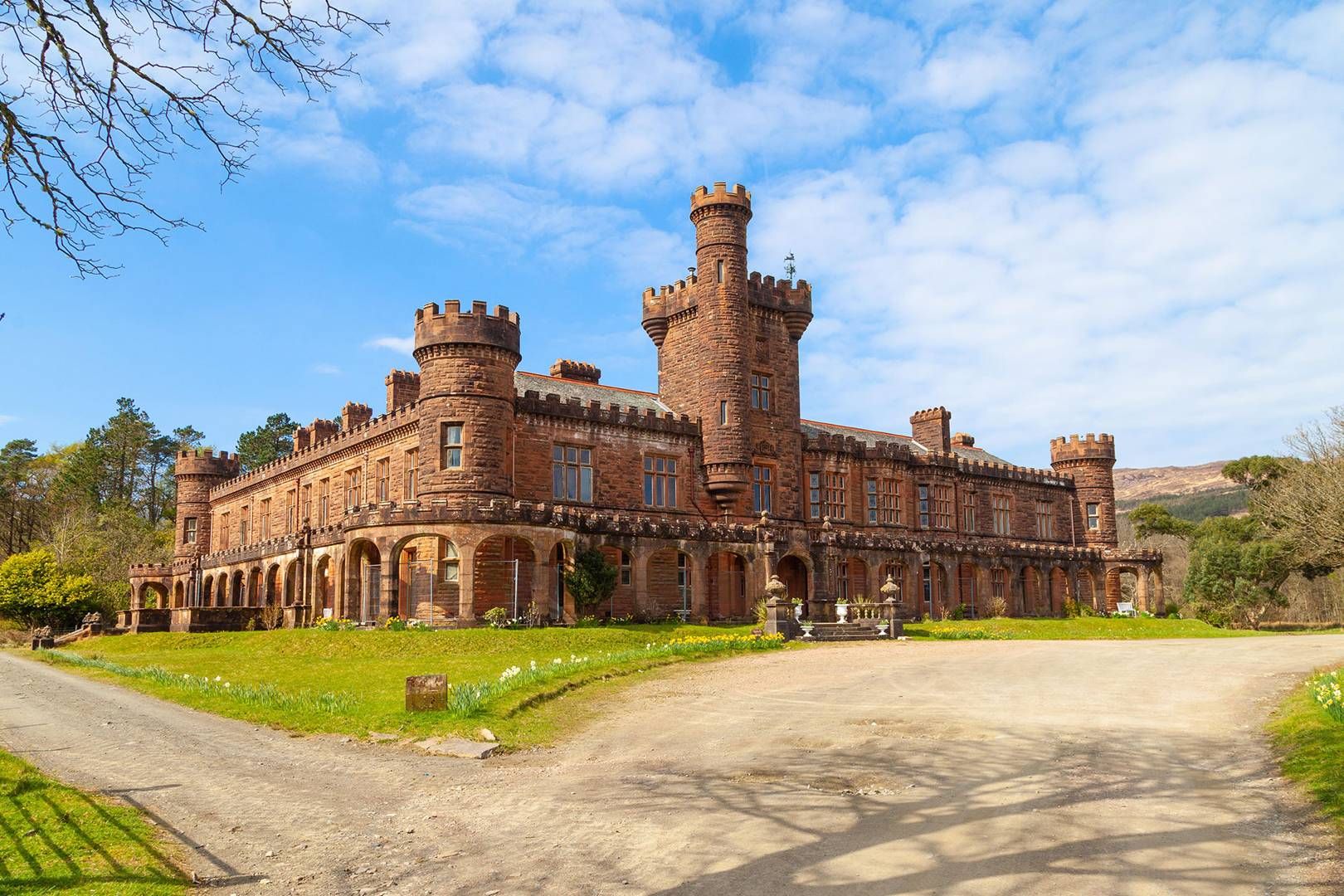 Любимый замок принца Чарльза в Шотландии продается за 1 фунт: условие