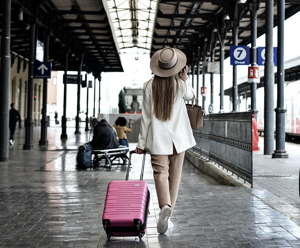 Попалась из-за неграмотности: туристка из США неверно подделала COVID-сертификат - Travel Попалась из-за неграмотности: туристка из США неверно подделала COVID-сертификат - Travel