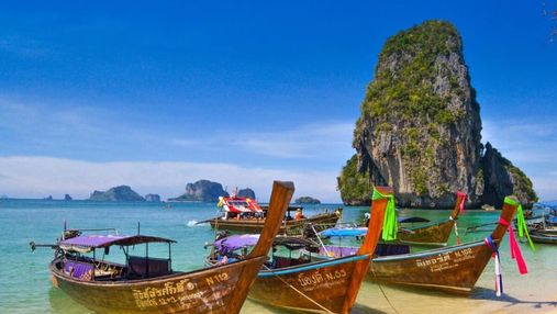Таїланд відкриє курортні регіони для повністю вакцинованих туристів
