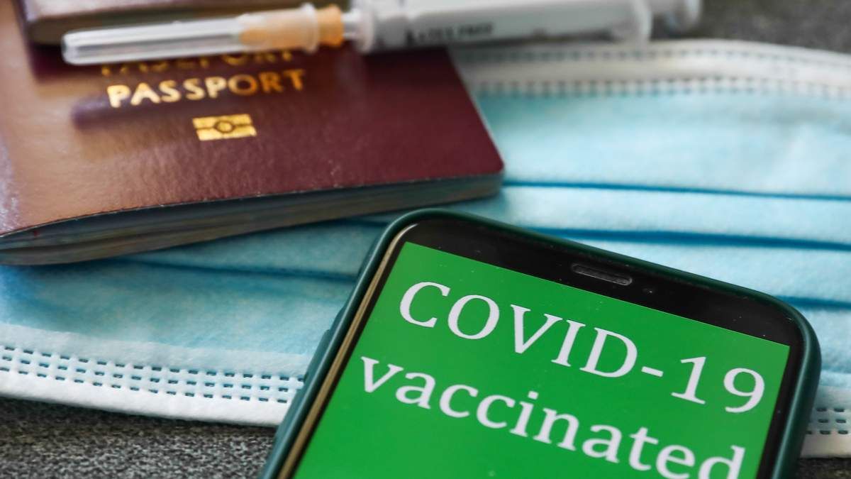 ЄС планує скоротити термін дії COVID-сертифікатів: що зміниться для туристів - Travel
