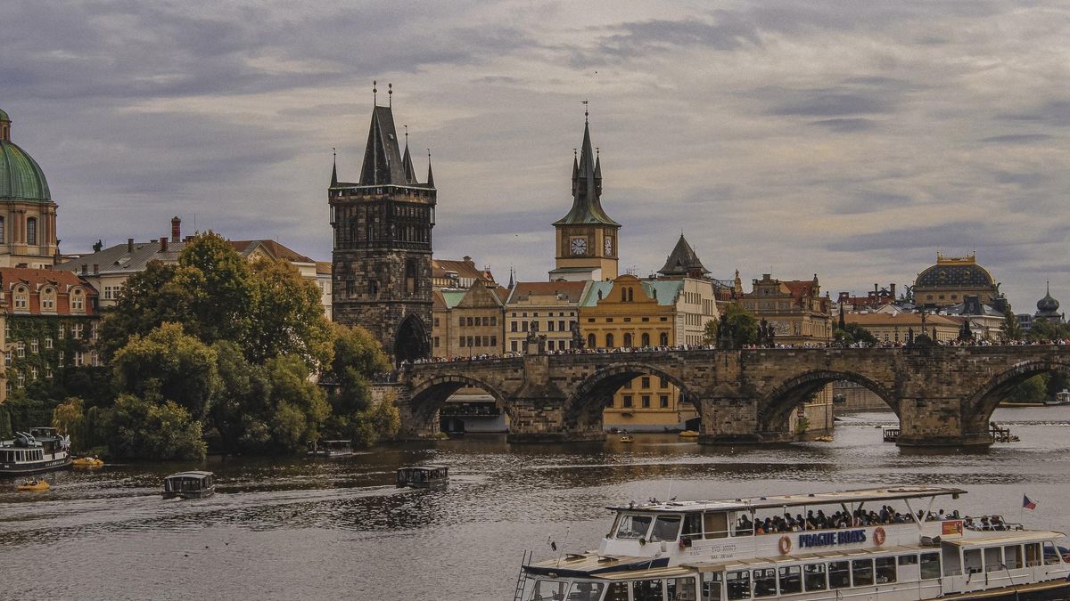 Чехия ужесточила условия въезда для украинцев: что изменилось - Travel