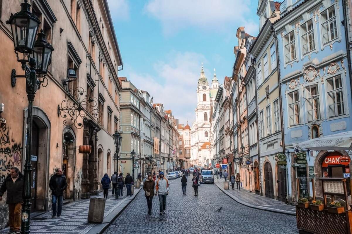 На вулицях Праги заборонили популярну розвагу серед туристів: з чим це пов'язано - Travel