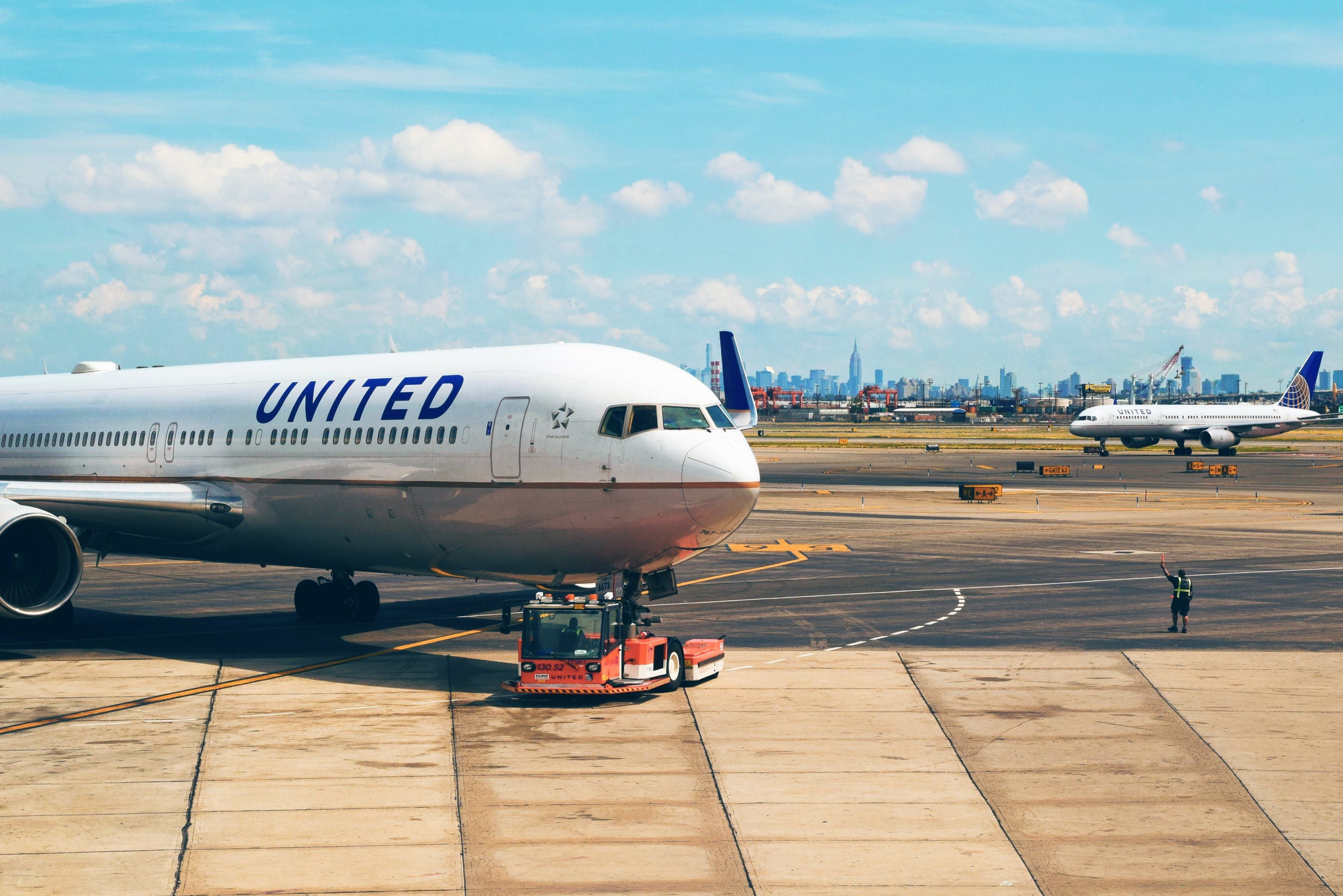 Сокращены еще 5 тысяч рейсов: что происходит с авиаперевозками в США - Travel