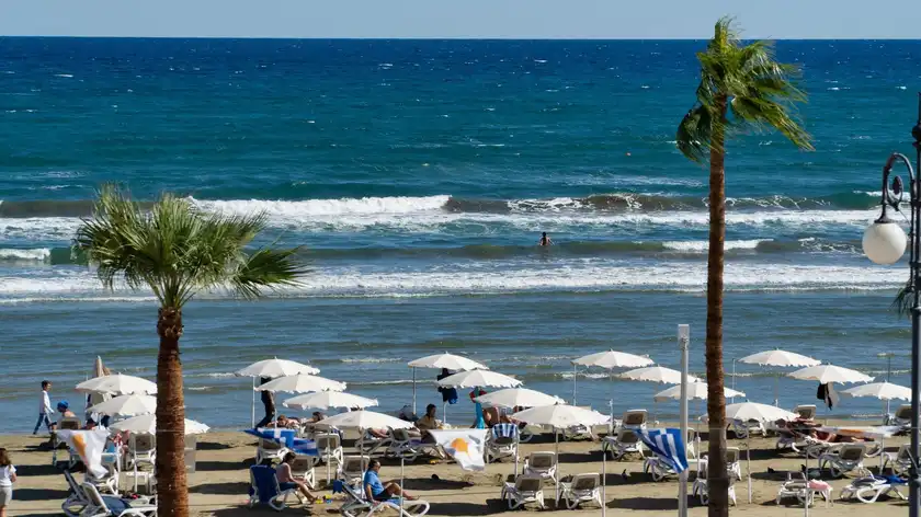 Кипр ослабляет условия въезда для иностранных туристов: когда начнут действовать новые правила - Travel
