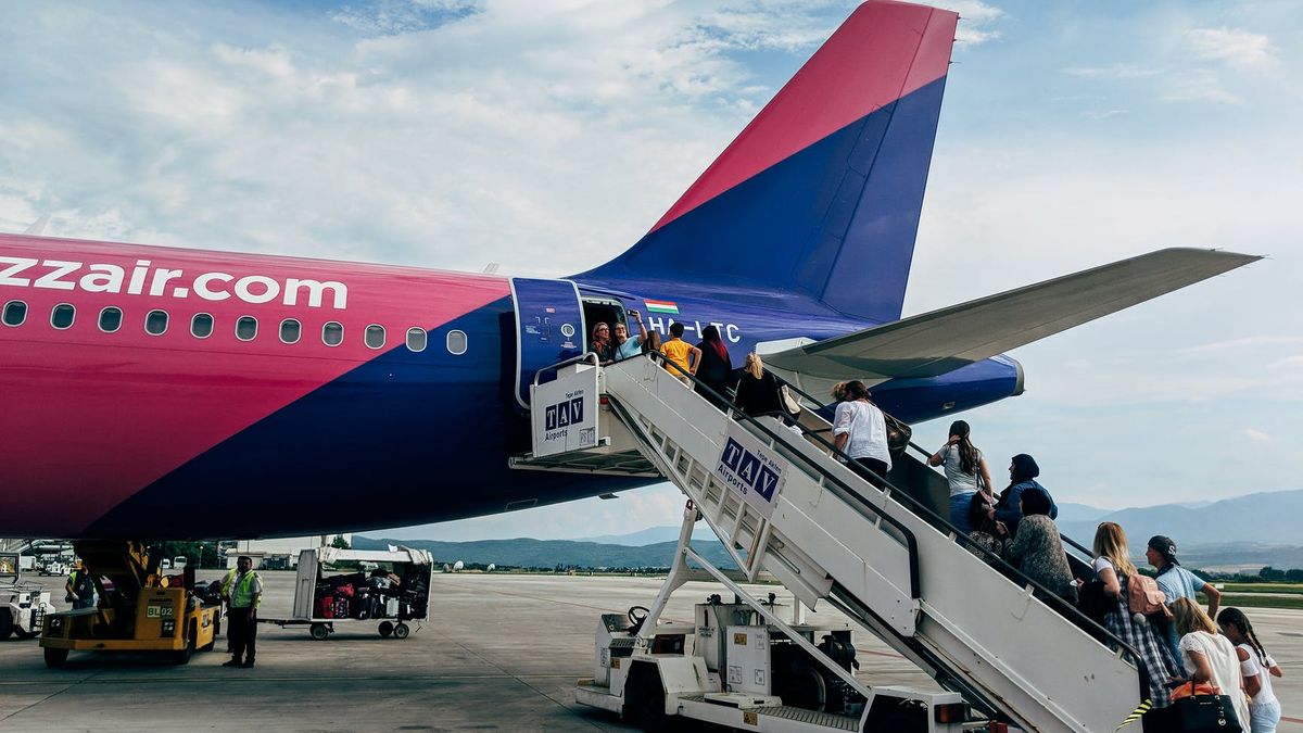 Скільки Wizz Air витрачає на перевезення одного пасажира - Travel