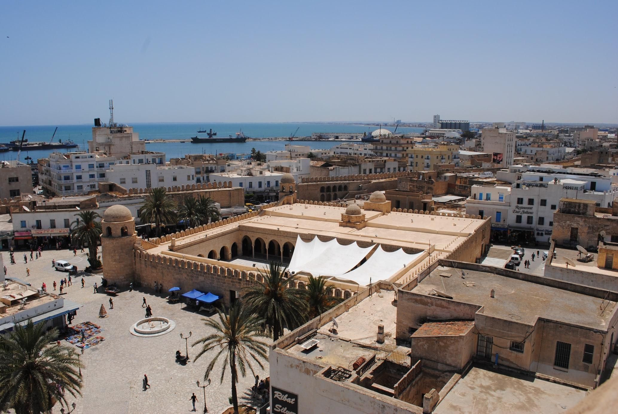 Туніс пом'якшить умови в'їзду іноземним туристам: коли почнуть діяти нові правила - Travel