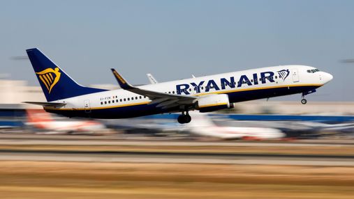 Лоукостер Ryanair розпродає 300 тисяч авіаквитків від 8 євро: куди можна полетіти