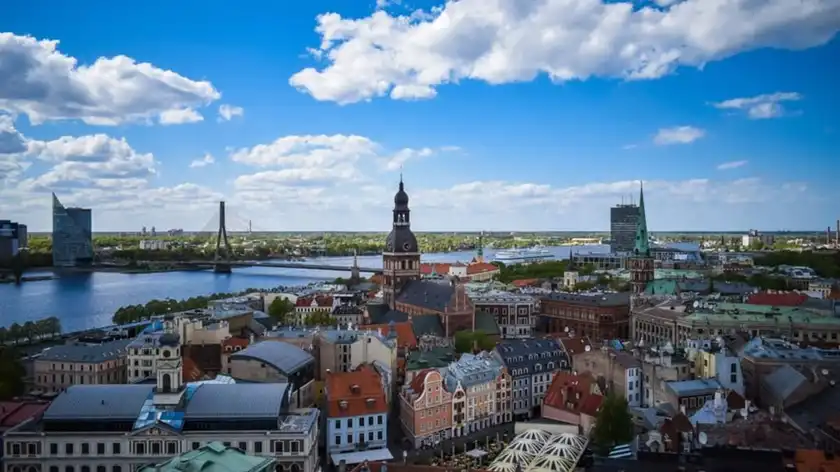 Латвія пом'якшує обмеження на в’їзд: що треба знати - Travel