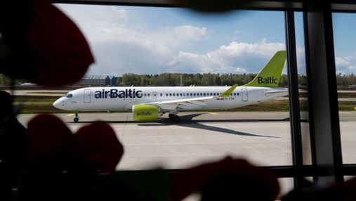 AirBaltic припиняє нічні рейси в Україну