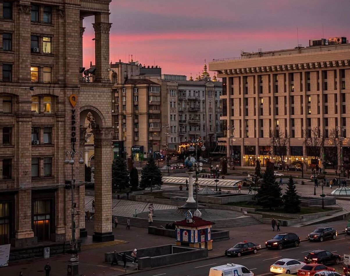Де погуляти у Києві - 6 місць, які обов'язково варто відвідати Де погуляти у Києві - 6 місць, які обов'язково варто відвідати