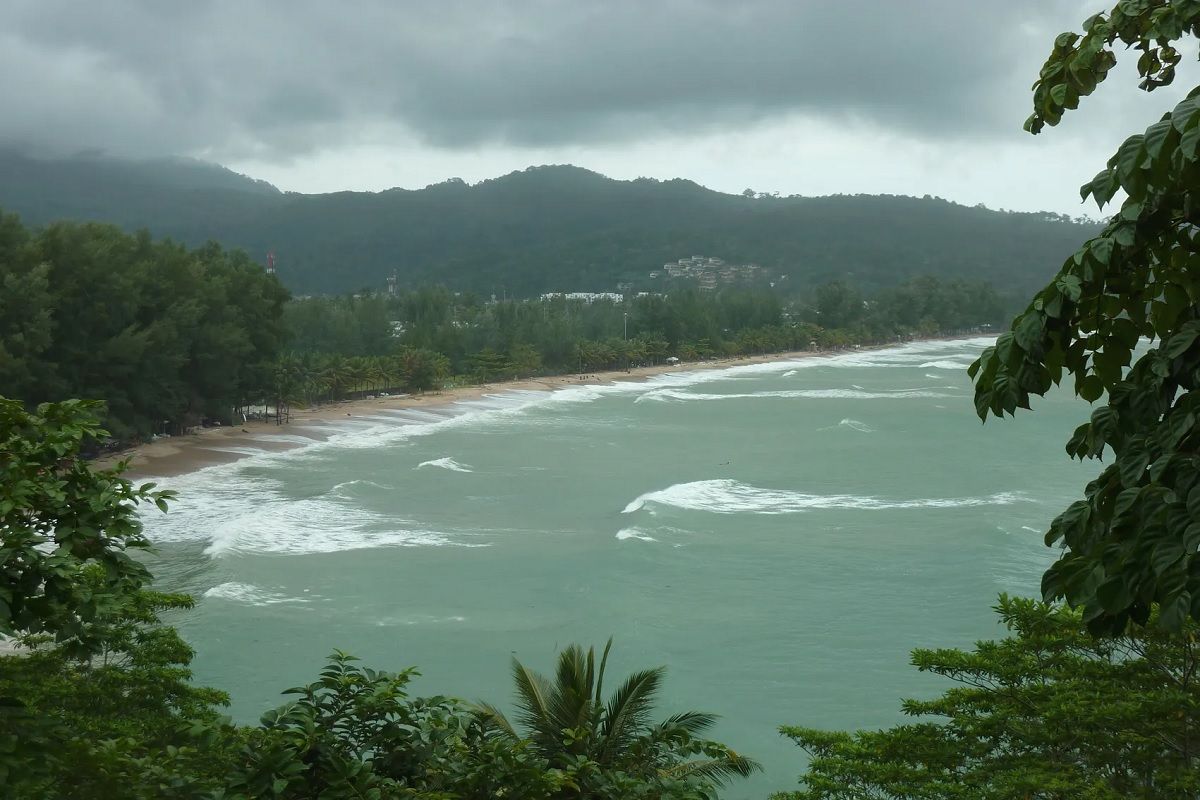 Куди не варто їхати на відпочинок влітку 2025 - в яких країнах сезон дощів і спеки влітку - Travel Куди не варто їхати на відпочинок влітку 2025 - в яких країнах сезон дощів і спеки влітку - Travel