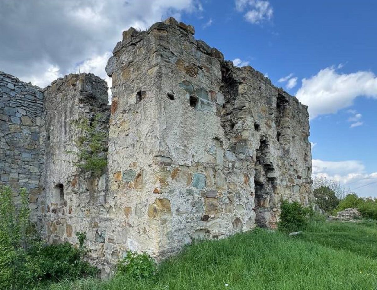 Надворная - что посмотреть и куда пойти, что известно о Пневском замке - Travel Надворная - что посмотреть и куда пойти, что известно о Пневском замке - Travel