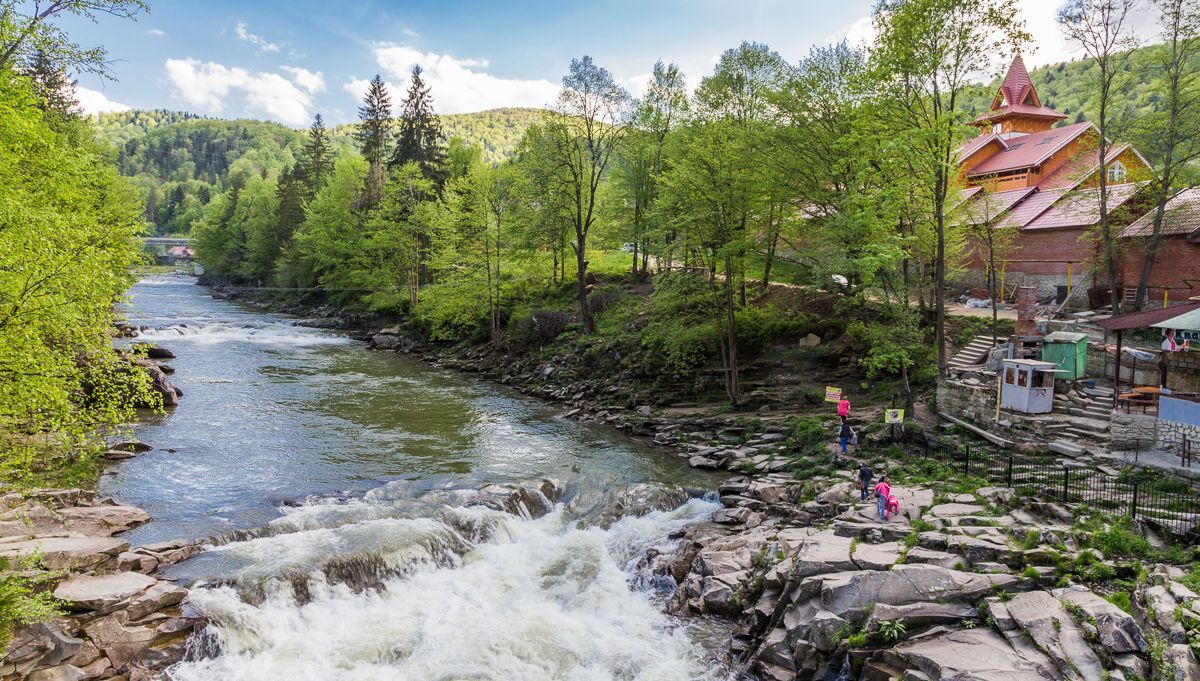 Куди піти в Яремче в літку - місця, які варто відвідати - Travel Куди піти в Яремче в літку - місця, які варто відвідати - Travel