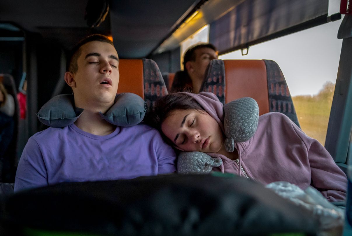 Як заснути в автобусі під час тривалої подорожі - дієвий метод Як заснути в автобусі під час тривалої подорожі - дієвий метод