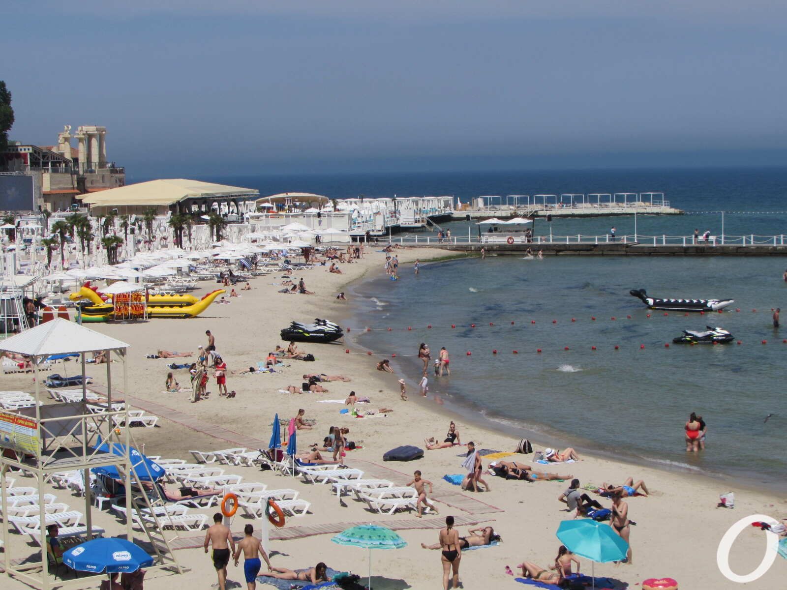 Нашествие пчел на пляже в Одессе - смотрите видео - Travel Нашествие пчел на пляже в Одессе - смотрите видео - Travel