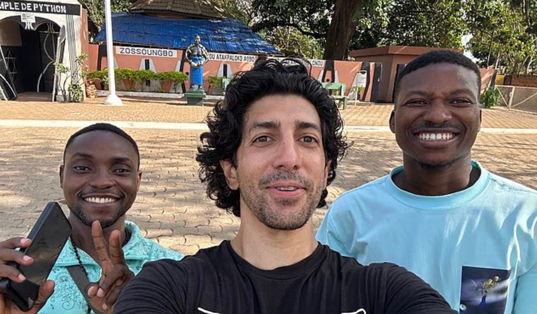 Американец совершил кругосветное путешествие и назвал 3 самые уникальные страны для туризма Американец совершил кругосветное путешествие и назвал 3 самые уникальные страны для туризма